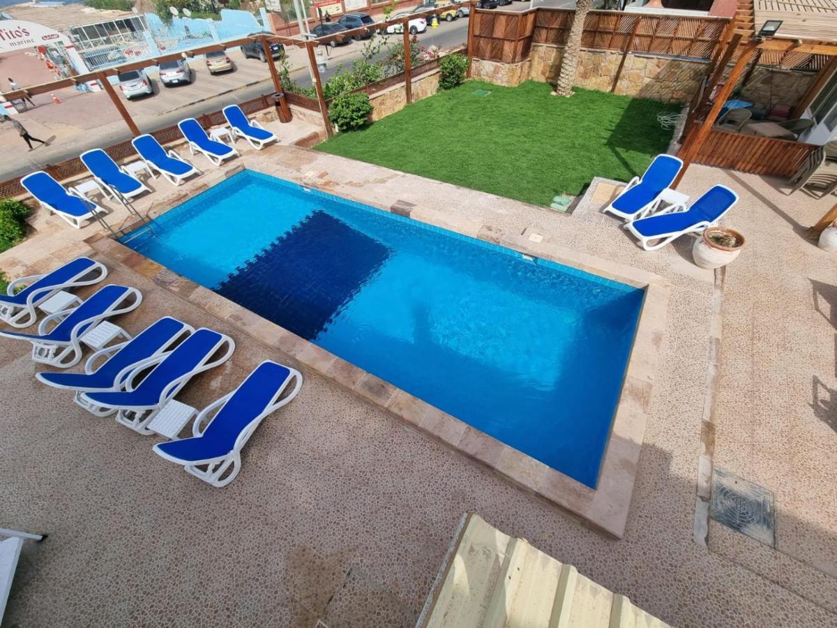 Lilly Lounge And Pool Accommodation For Adults Only Hurghada Exterior photo