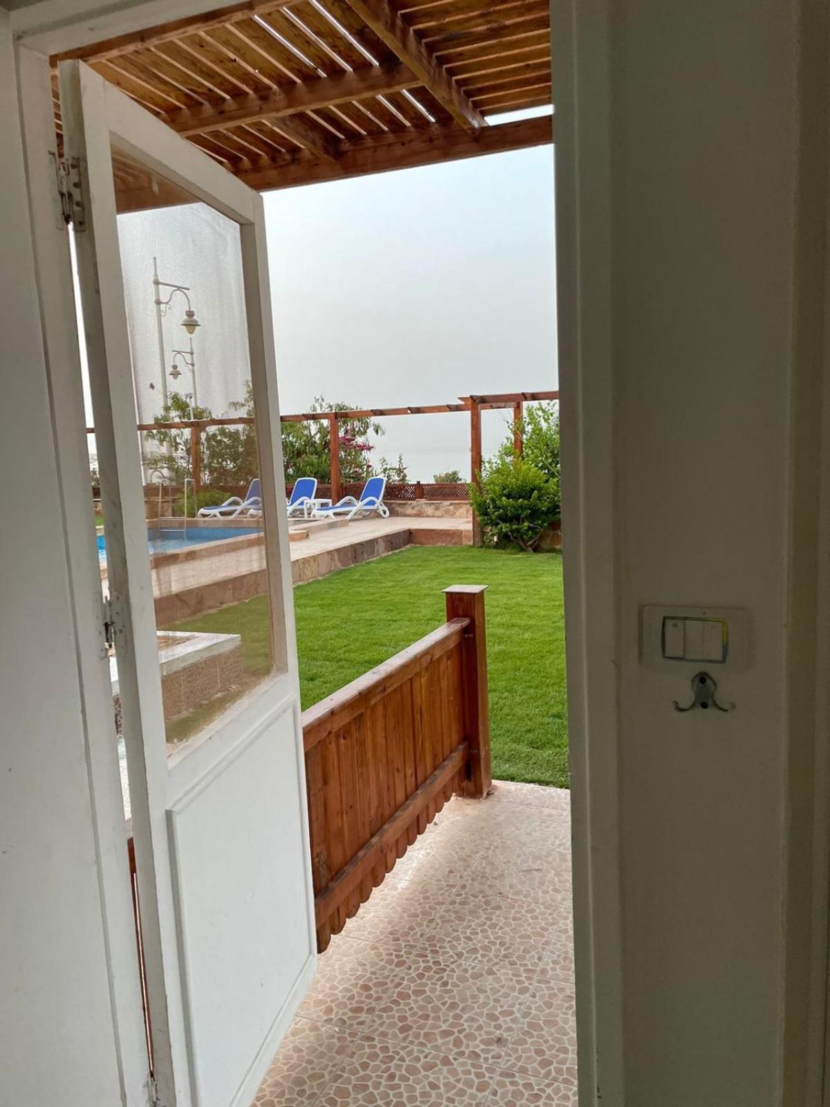 Lilly Lounge And Pool Accommodation For Adults Only Hurghada Exterior photo